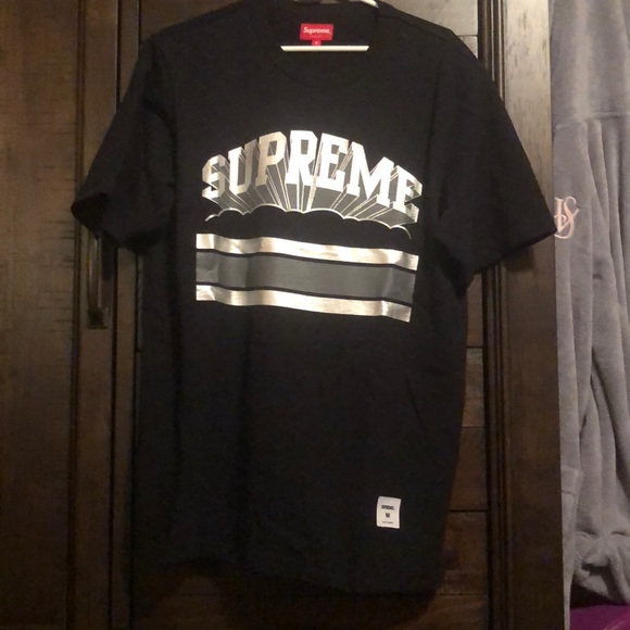 Supreme Holographic T-shirt size Medium - Picture 2 of 4